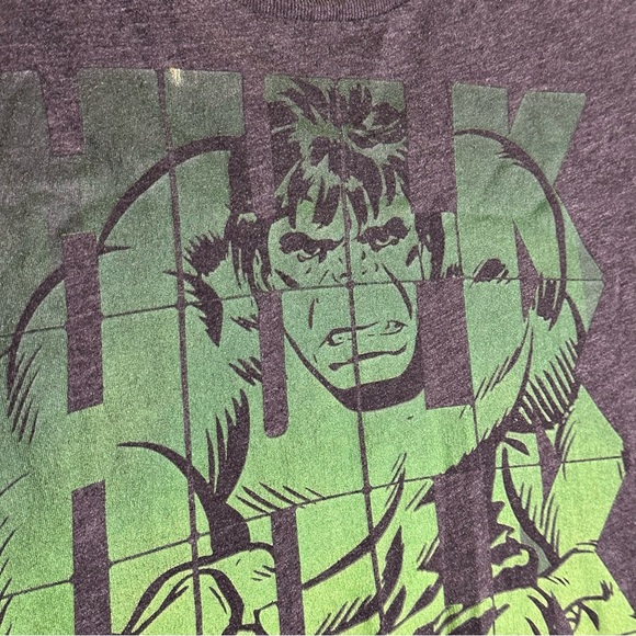 Old Navy Collectabilitees Hulk T-shirt sz XL Kids Marvel - Picture 2 of 4